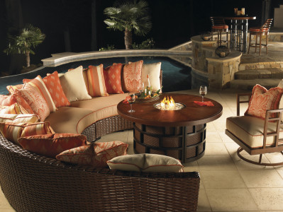 Tommy Bahama Outdoor Living Ocean Club collection captures the essence of refined island living. The weatherproof cushions and realistic resin weave make the perfect blend for outdoor living.
